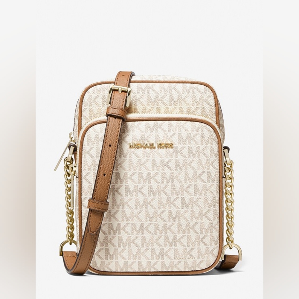 Michael Kors Jet Set Travel Bag